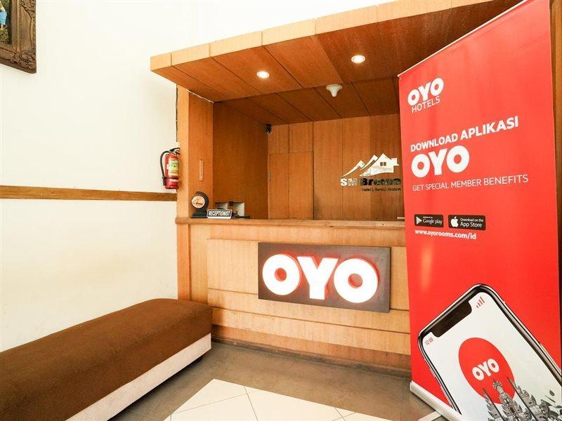 OYO 1087 Homestay Potato House Bromo Esterno foto