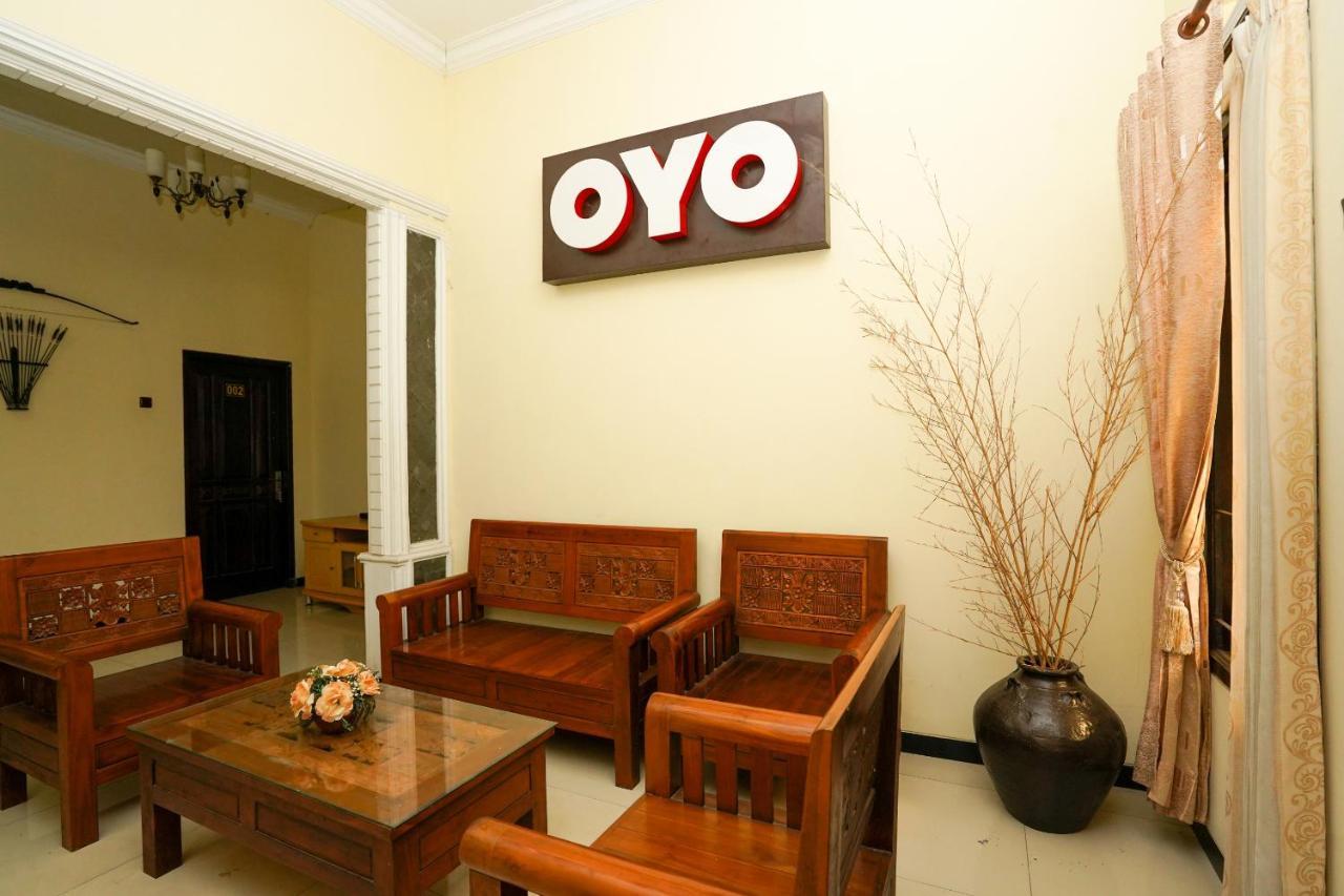 OYO 1087 Homestay Potato House Bromo Esterno foto