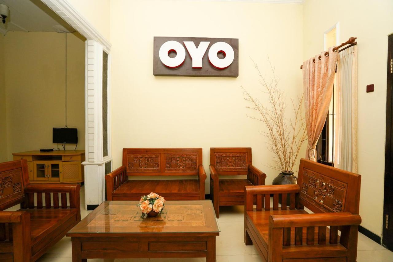 OYO 1087 Homestay Potato House Bromo Esterno foto