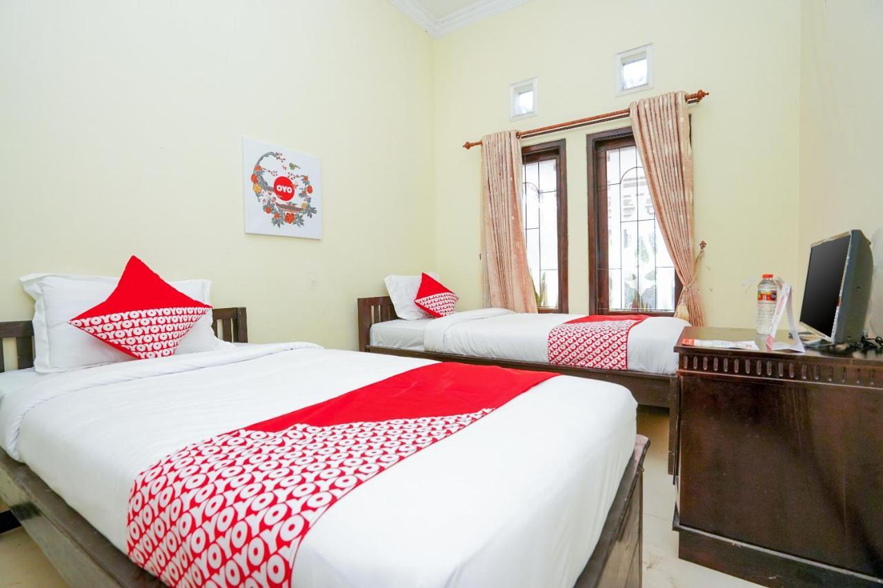 OYO 1087 Homestay Potato House Bromo Esterno foto