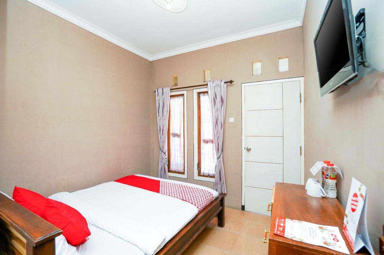 OYO 1087 Homestay Potato House Bromo Esterno foto