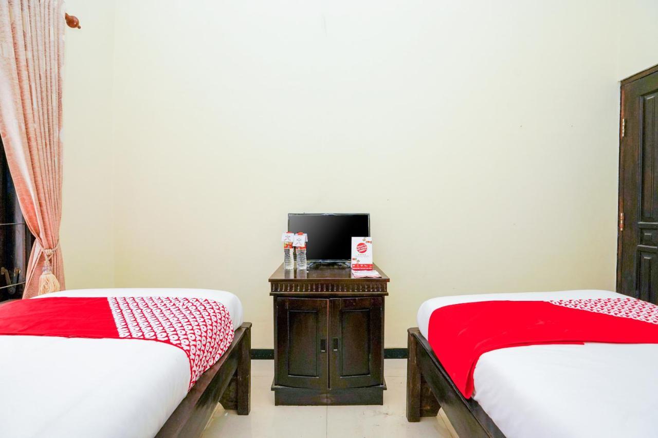 OYO 1087 Homestay Potato House Bromo Esterno foto