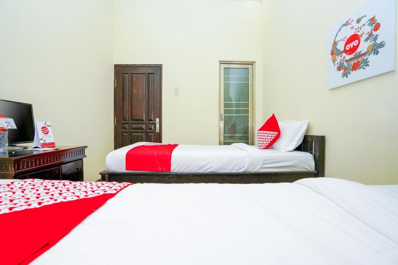 OYO 1087 Homestay Potato House Bromo Esterno foto